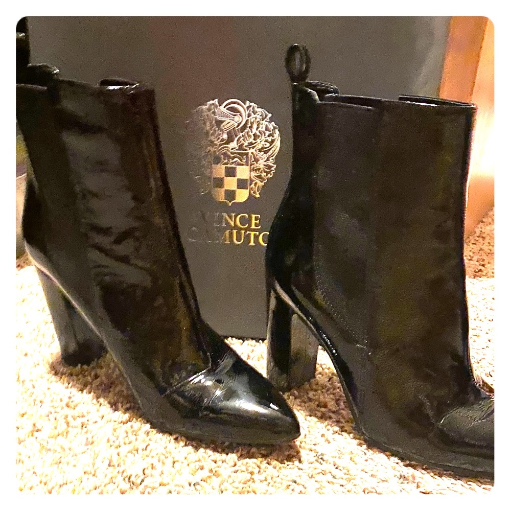 Vince Camuto patent leather heeled short boot